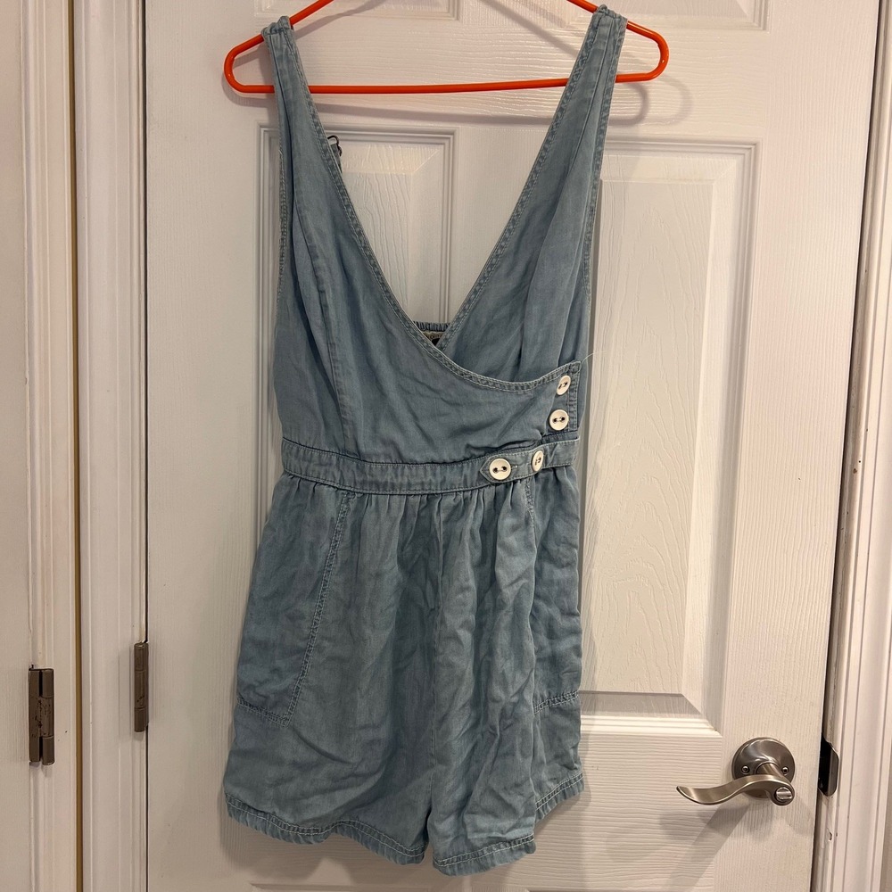 Urban Outfitters Denim‎ Romper V Neck Button Accent